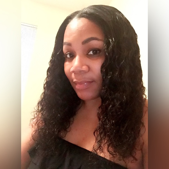 Meet your Posher, Eve - Picture 3 of 7